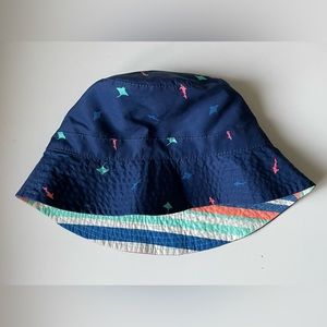 Carter’s Kids Reversible Swim Bucket Hat - Blue/Stingrays / Multi-Colour Stripe